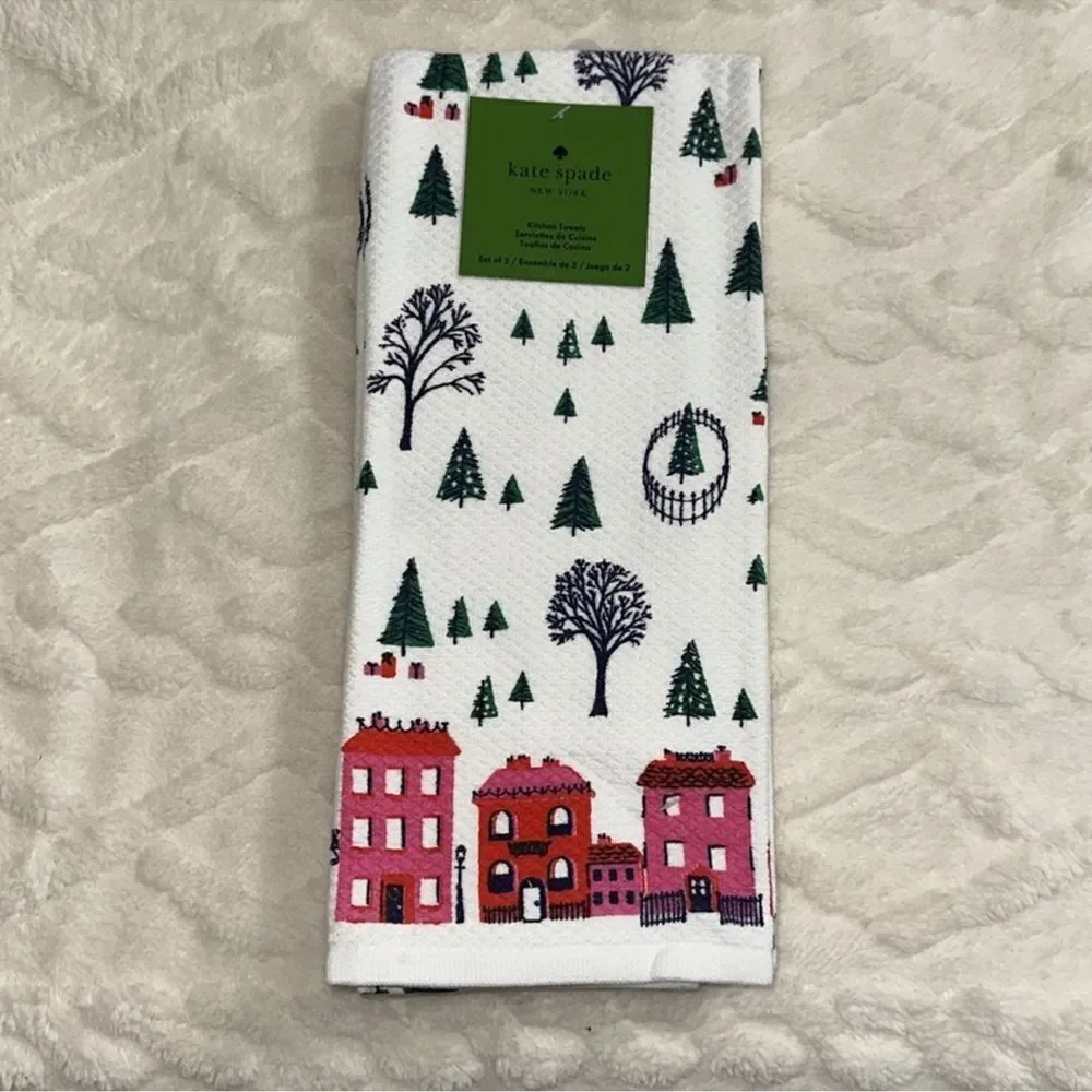 kate spade Christmas Town City Scapes White Pink Green Cotton Kitchen 2 Towel